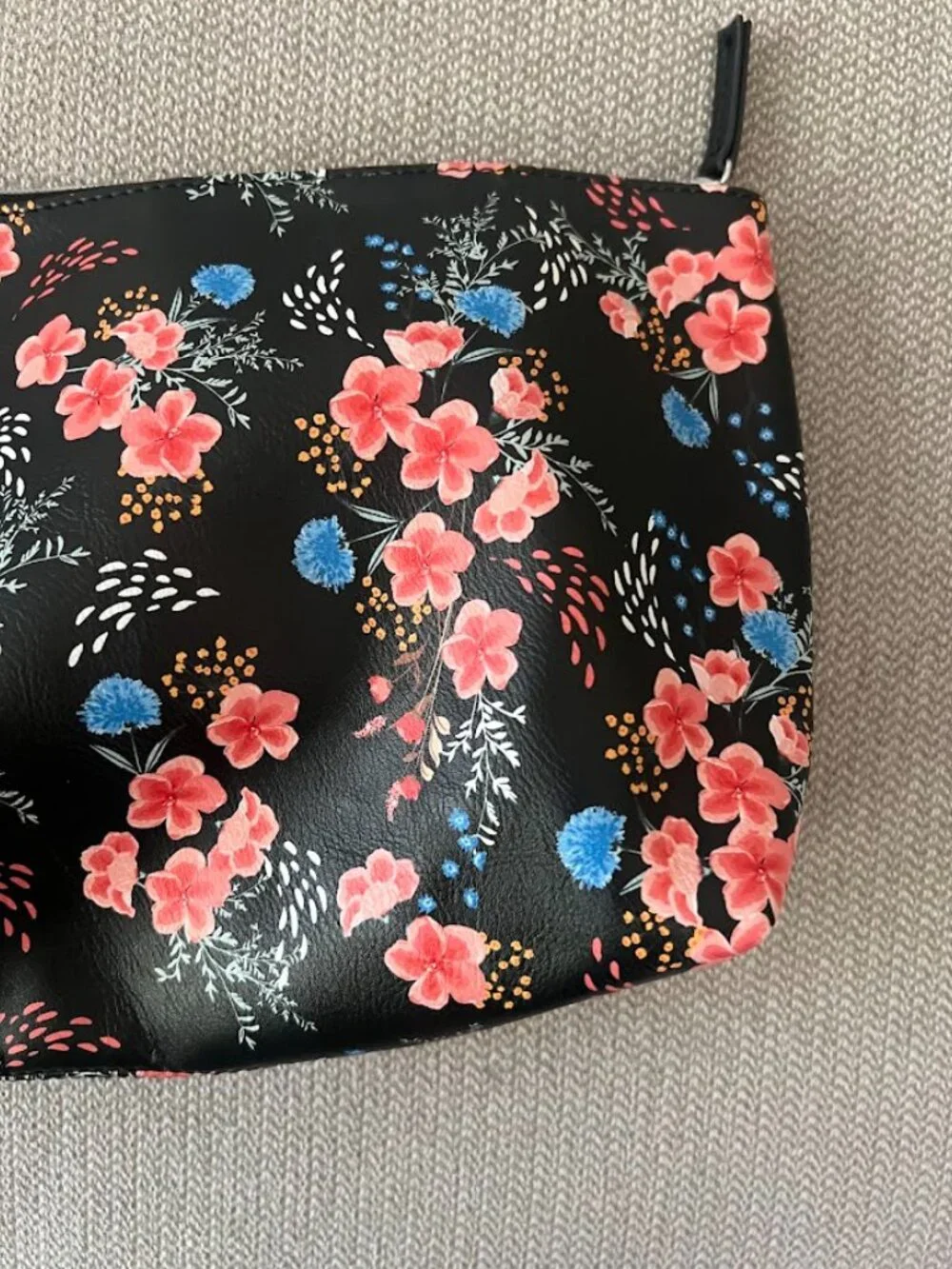 Steve Madden Pink Blue Floral Cosmetic Travel Pouch Top Zip Bag